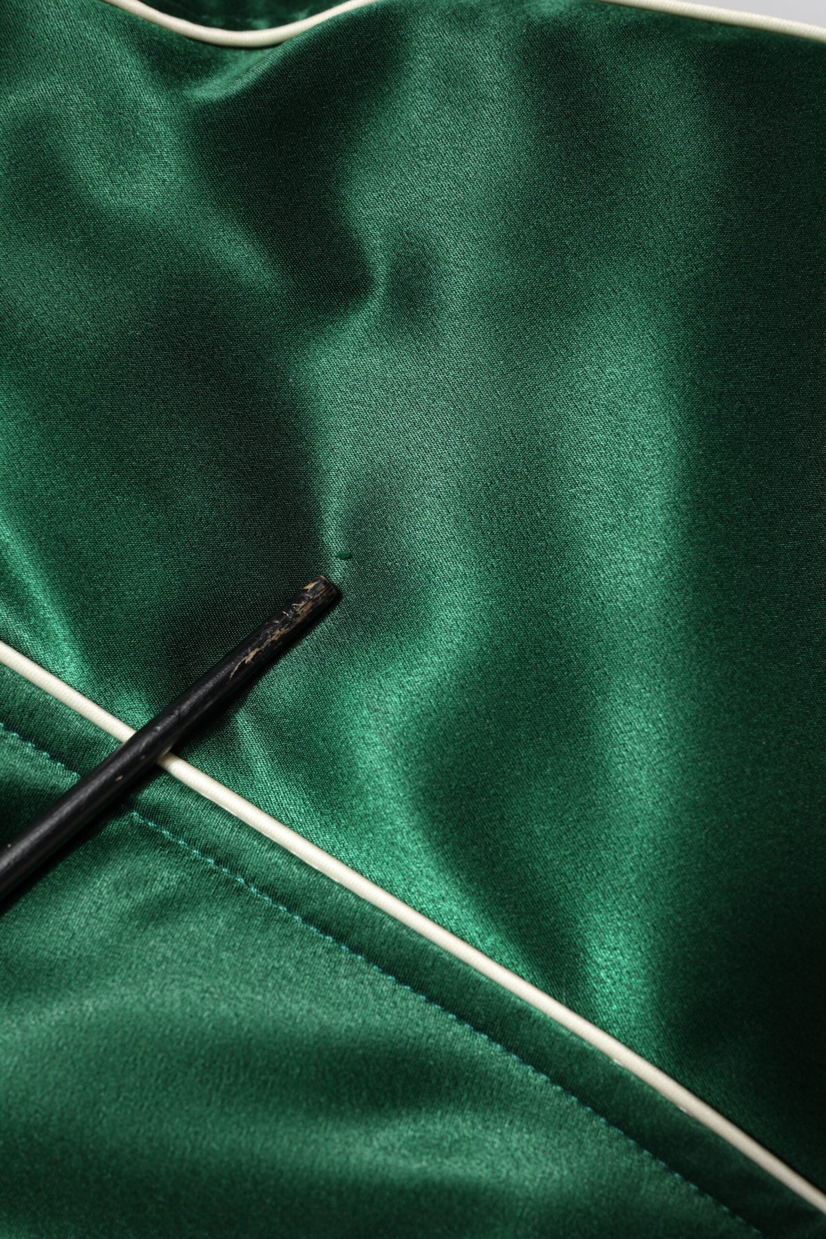 Veste bomber à fermeture éclair intégrale Dolce & Gabbana, motif floral vert et logo DG.