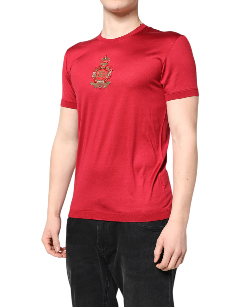 T-shirt à manches courtes en soie rouge Dolce &amp; Gabbana avec logo DG Crown.