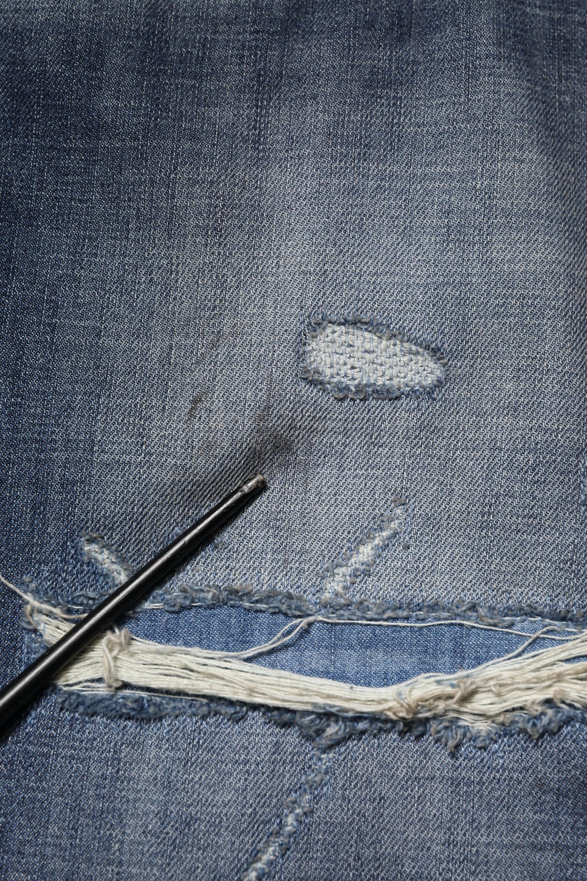 Jean homme en coton bleu délavé et déchiré Dolce &amp; Gabbana