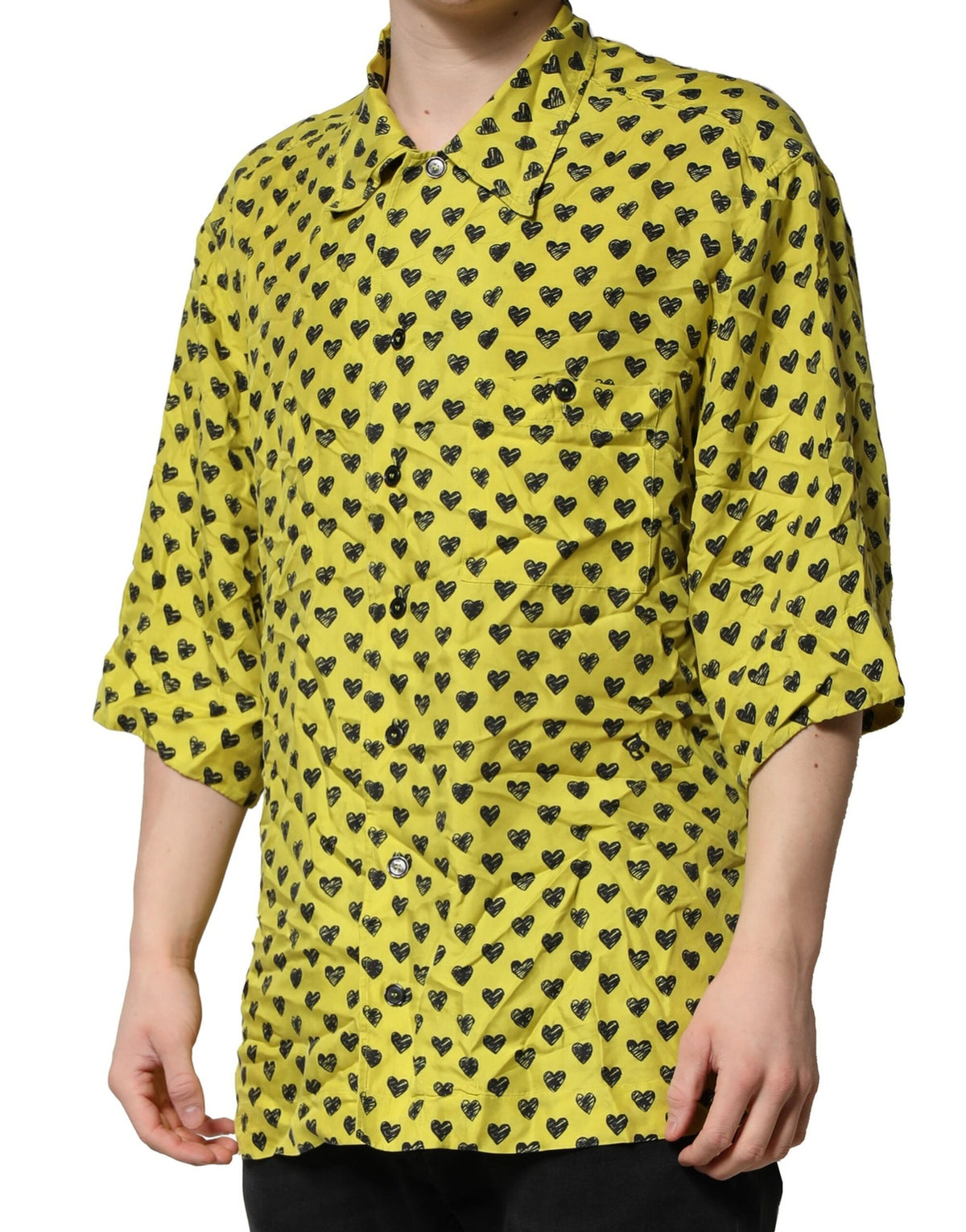 Chemise décontractée à manches courtes pour homme Dolce &amp; Gabbana, motif cœur jaune.