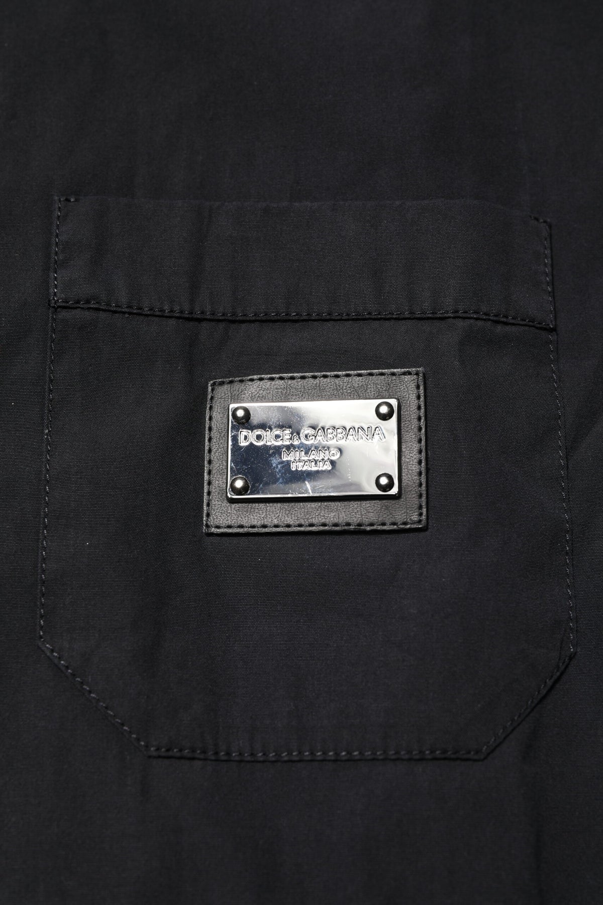 Chemise décontractée à manches courtes en coton noir à boutons de Dolce &amp; Gabbana