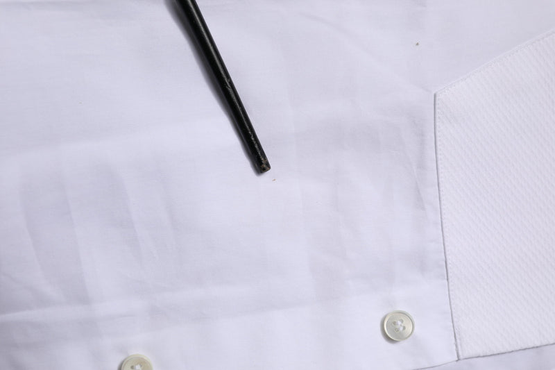 Chemise habillée blanche en popeline de coton à col montant de Dolce &amp; Gabbana, dorée.