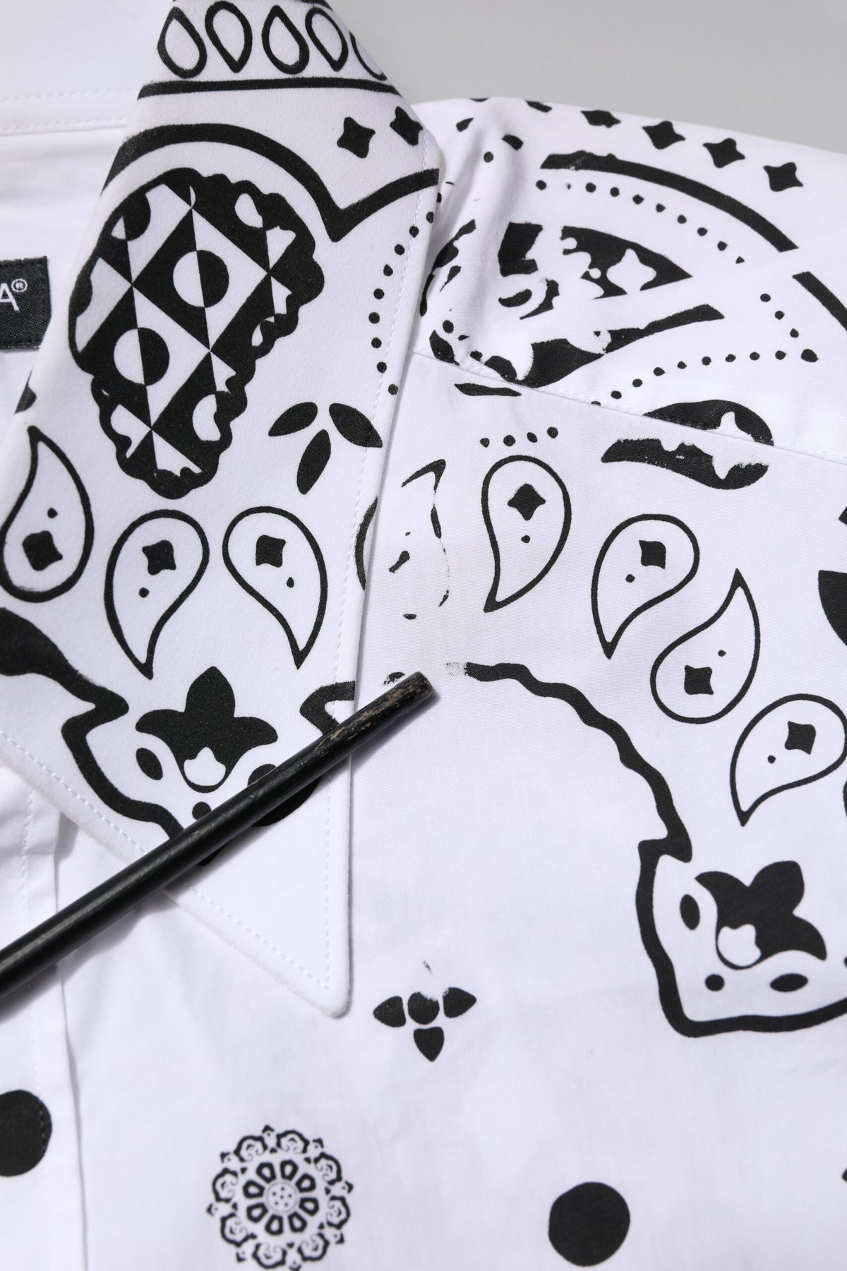 Chemise habillée blanche à imprimé bandana MARTINI de Dolce &amp; Gabbana