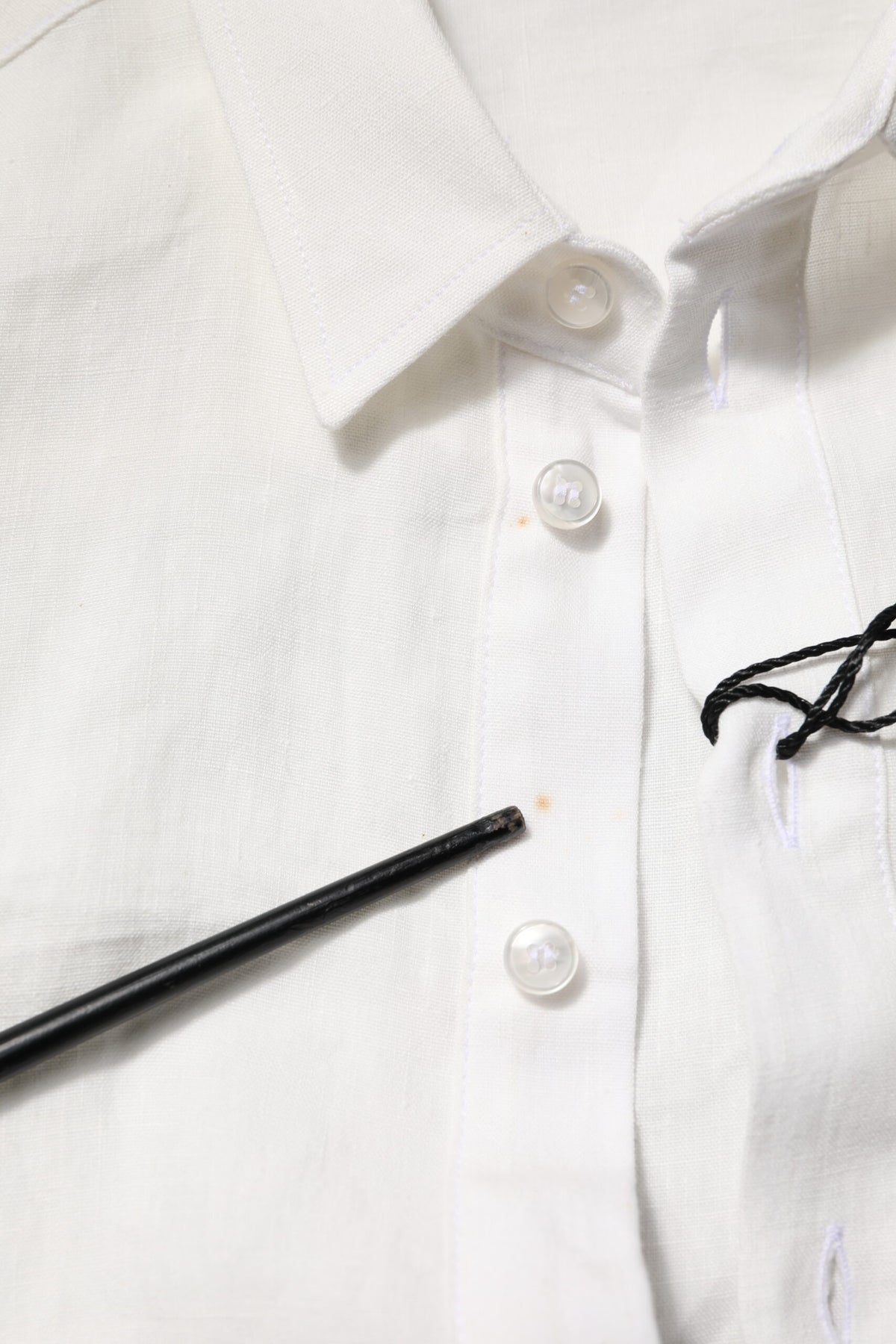 Chemise habillée blanche Dolce &amp; Gabbana, ornée de la couronne DG.