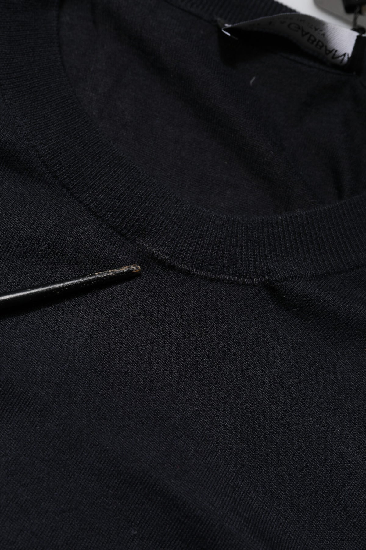 Pull en tricot à manches longues et col rond noir de Dolce &amp; Gabbana