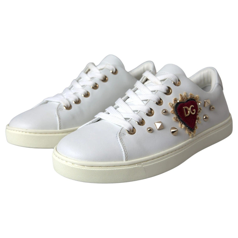 Dolce & Gabbana Portofino Sneakers en Cuir Blanc avec Coeur Rouge et Or