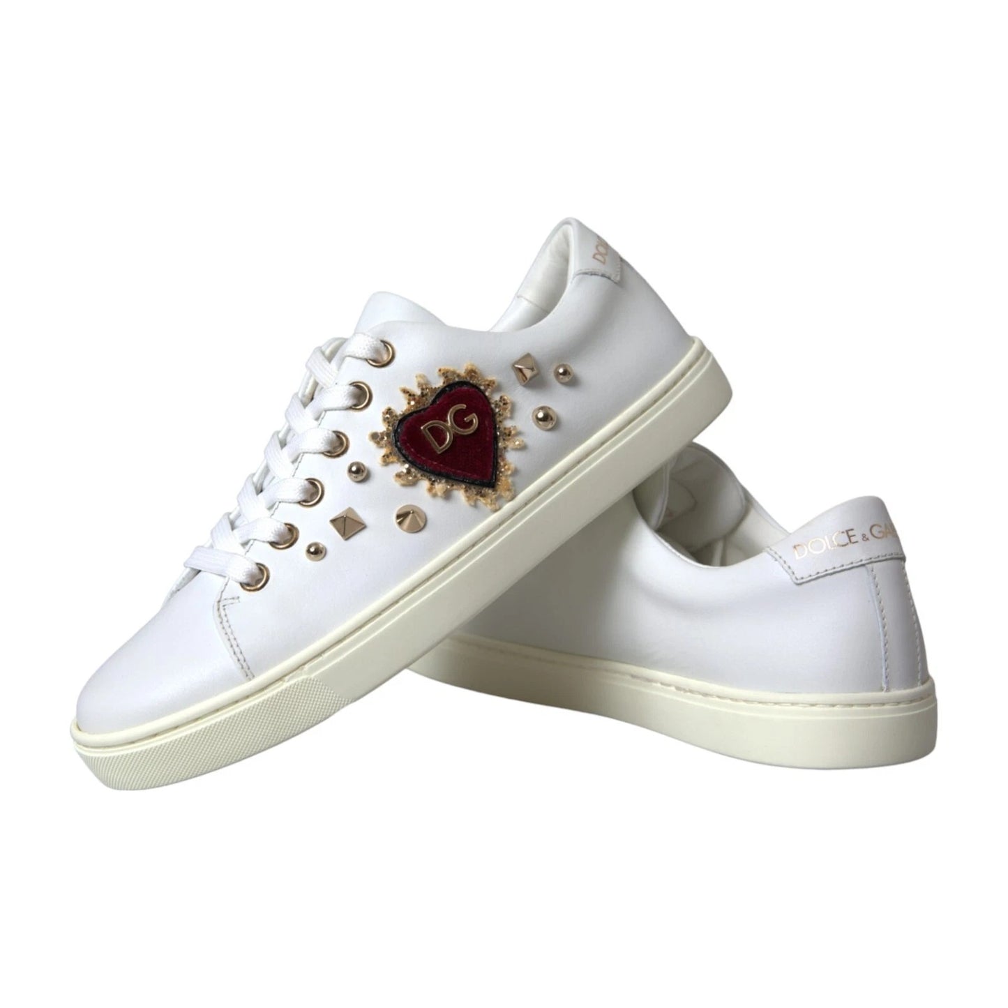 Dolce & Gabbana witte leren sneakers met gouden en rode hartjes