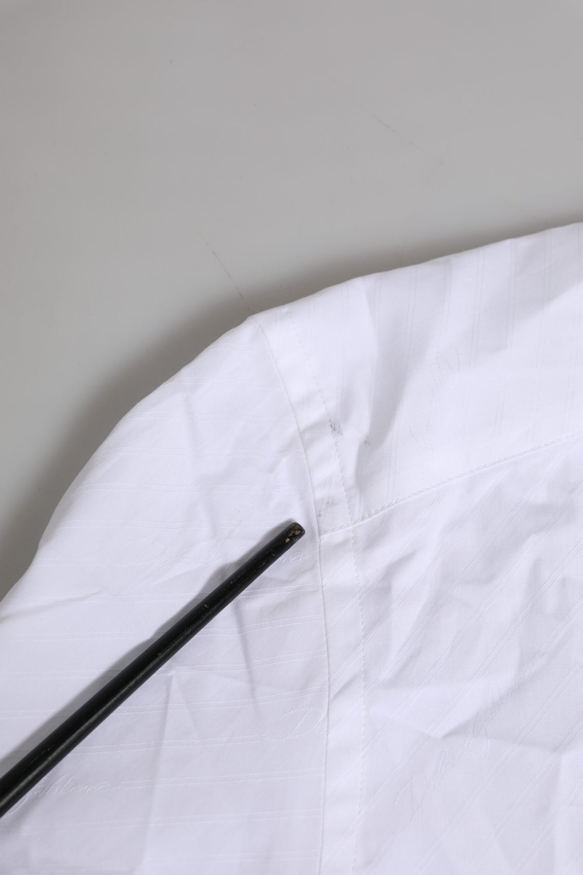 Chemise habillée à manches longues en coton blanc doré de Dolce &amp; Gabbana