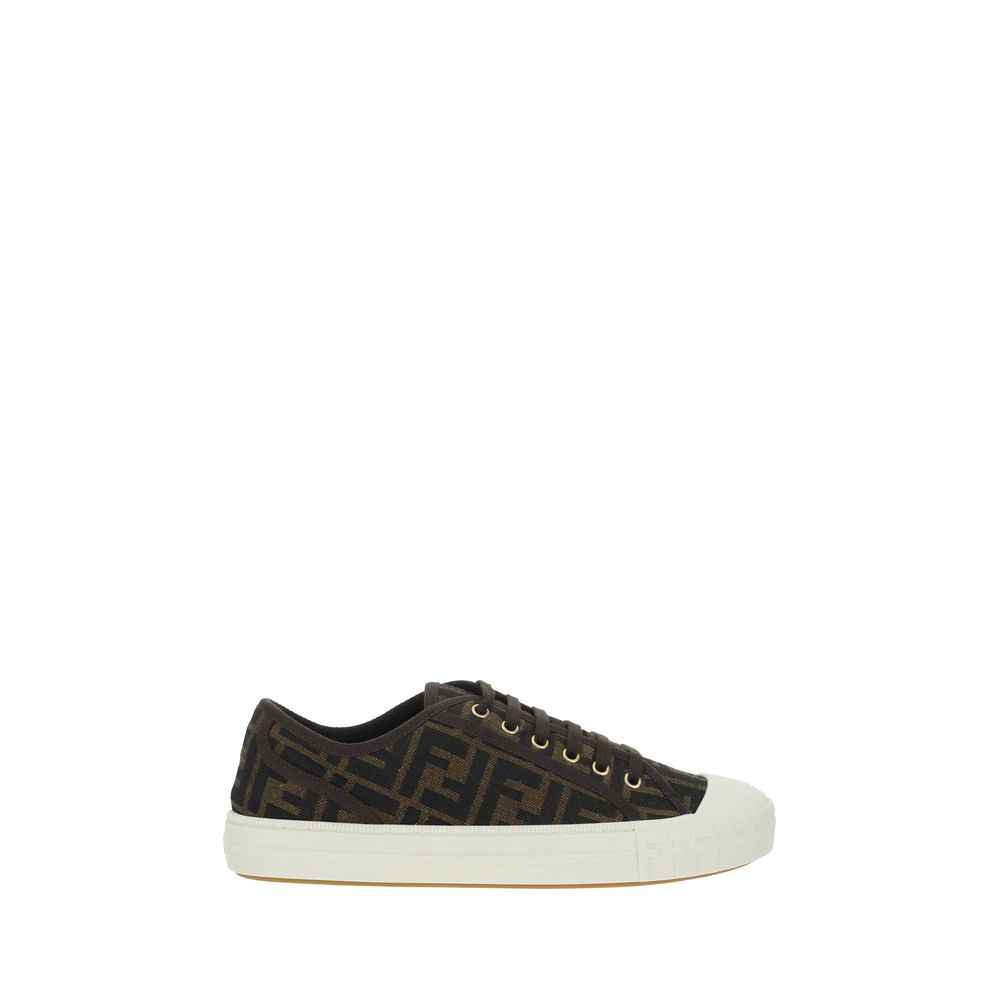Sneakers Fendi Monochromatiques