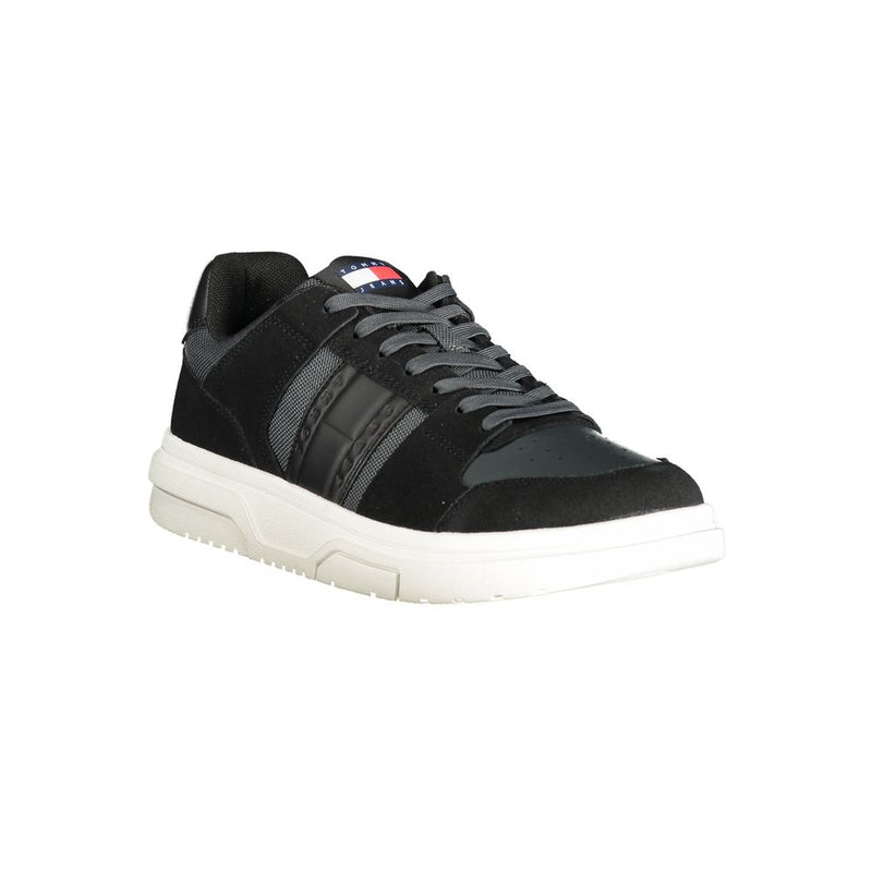 Tommy Hilfiger Black Leather Men Sneaker - Stylish Comfort