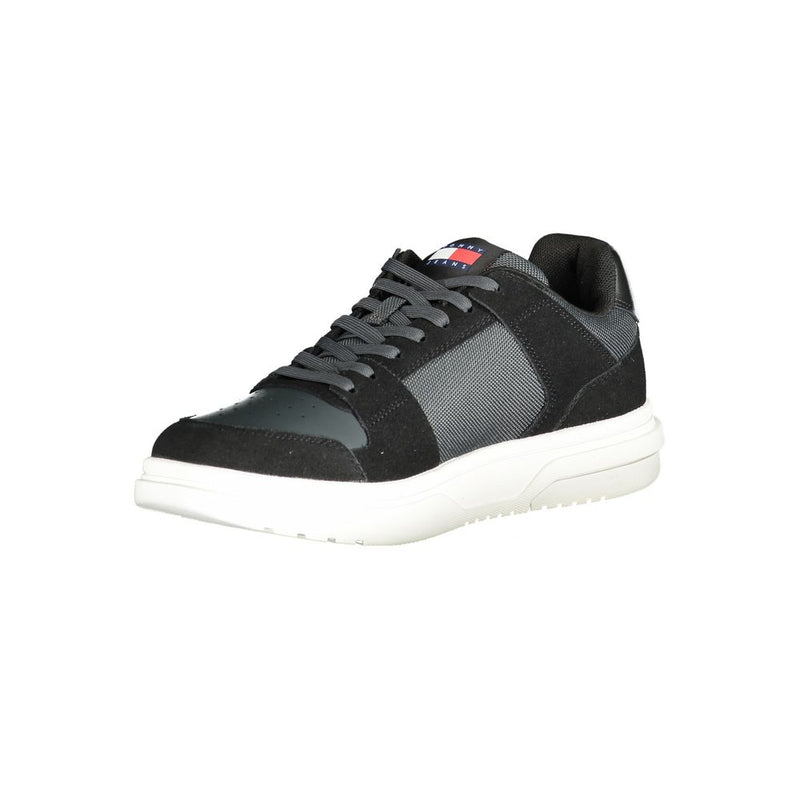 Tommy Hilfiger Black Leather Men Sneaker - Stylish Comfort