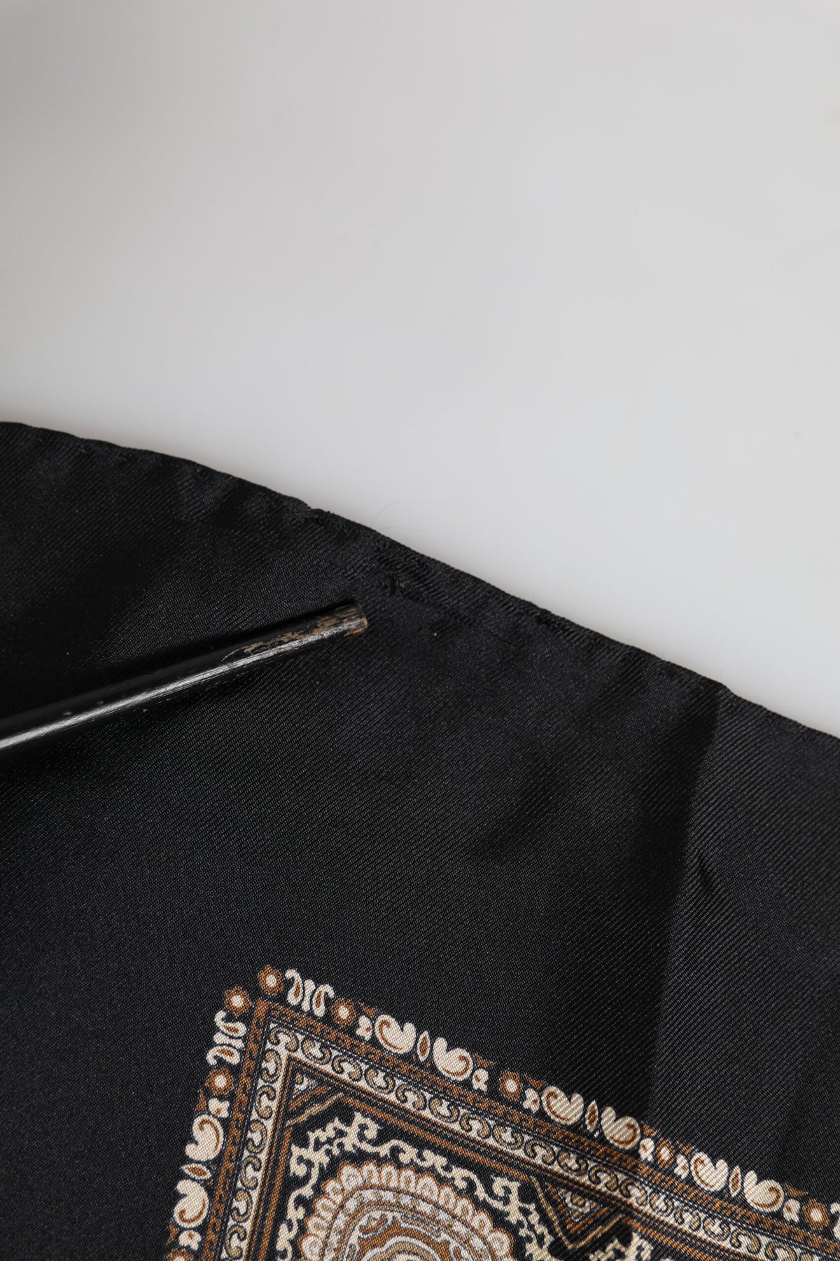 Foulard carré à motifs noir et marron Dolce &amp; Gabbana