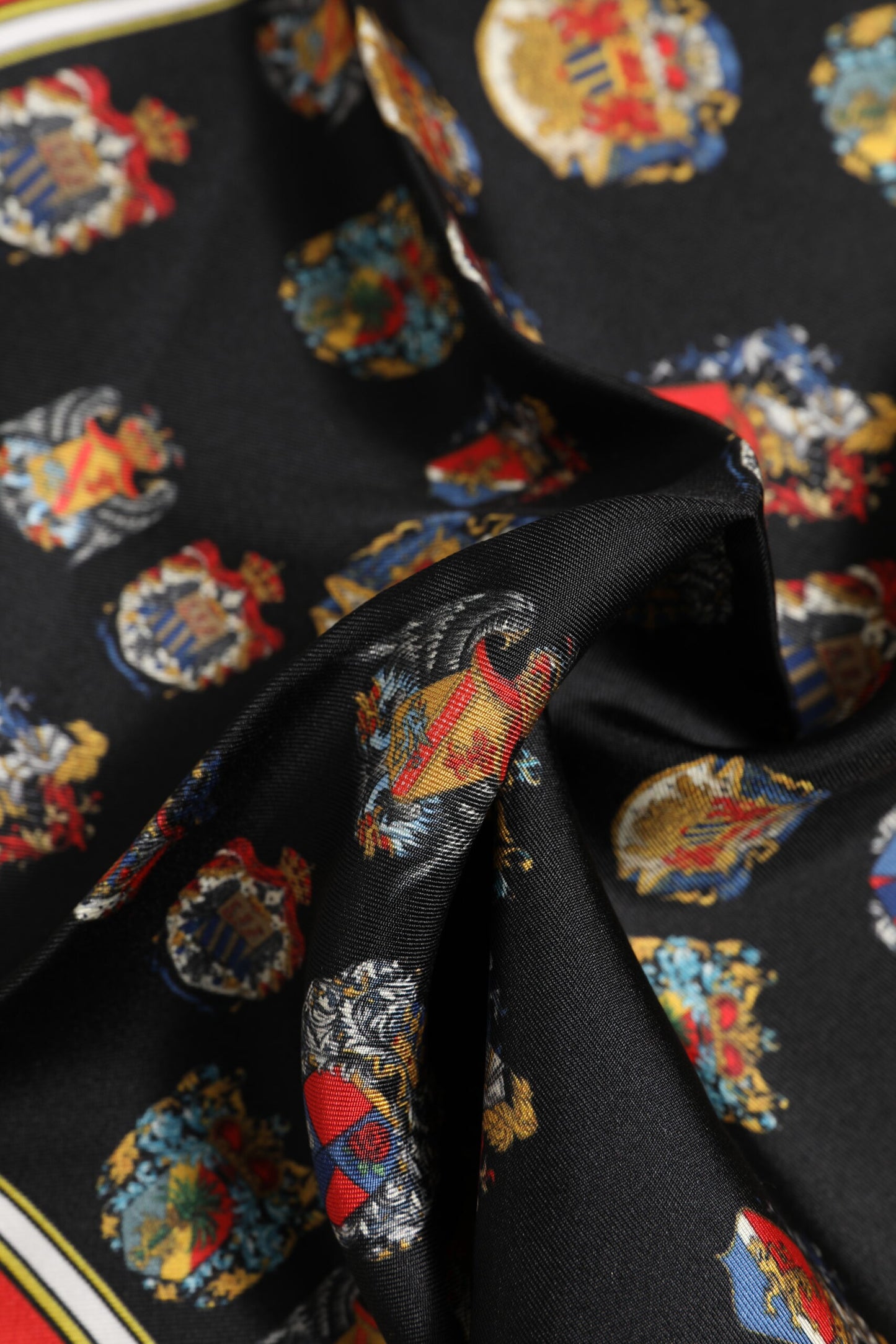 Dolce & Gabbana Multicolor Zijden Vierkante Heren Foulard Sjaal