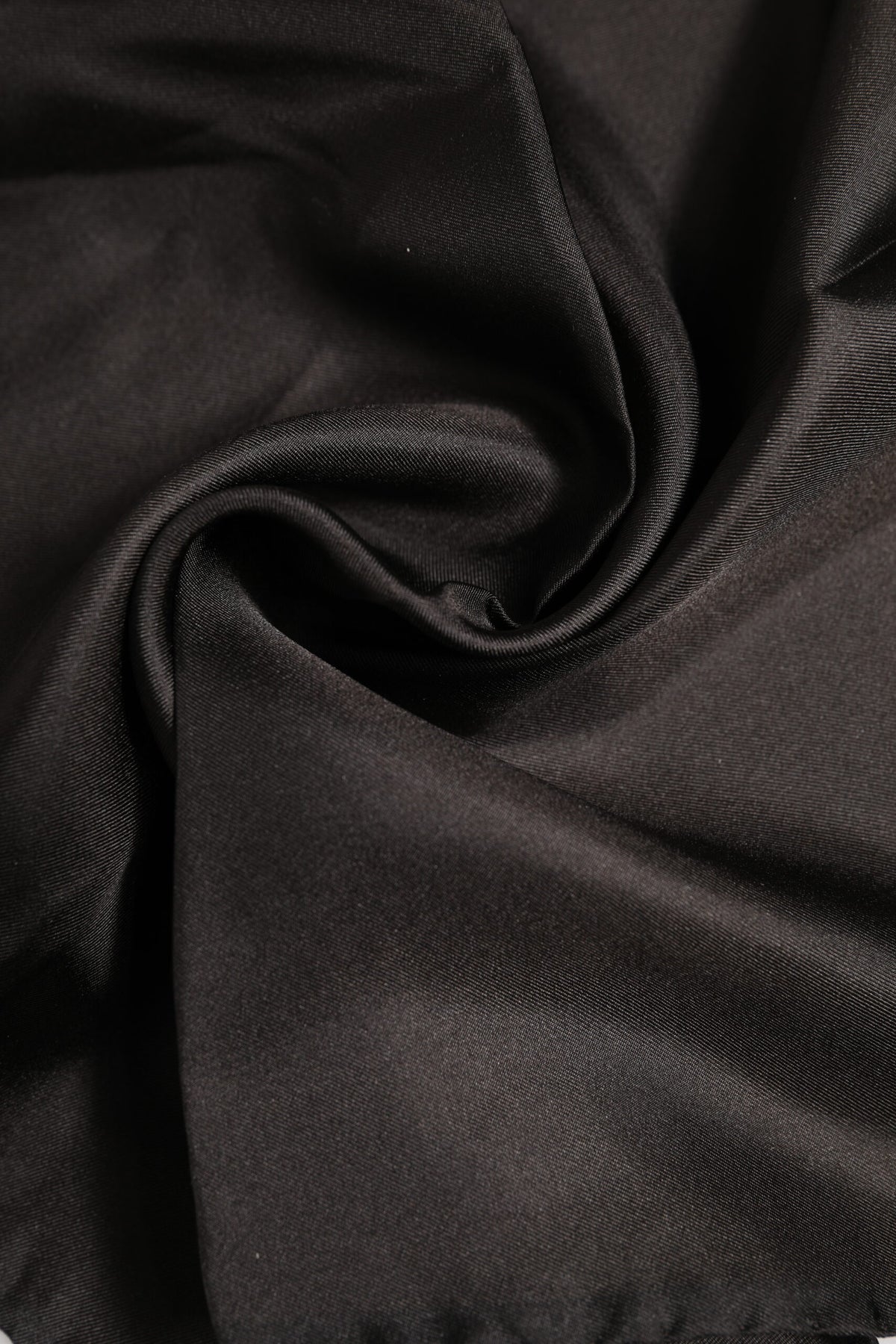 Foulard carré en soie marron Dolce &amp; Gabbana DG Crown pour homme