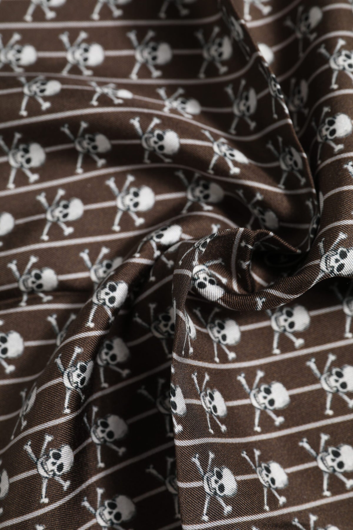 Foulard carré en soie marron Dolce &amp; Gabbana pour homme