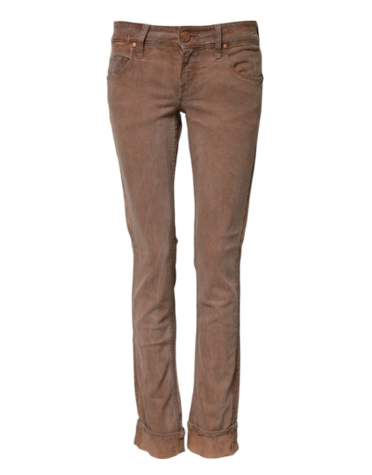 Jeans en jean slim taille basse en coton brun Acht