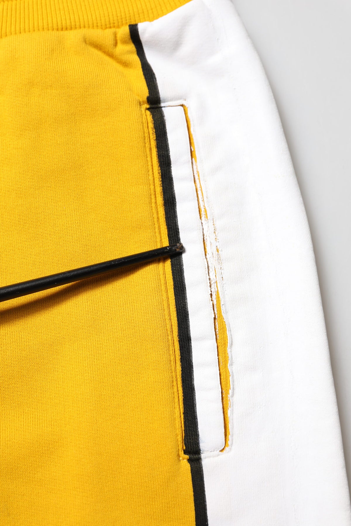Pantalon de jogging en coton jaune avec logo Dolce &amp; Gabbana