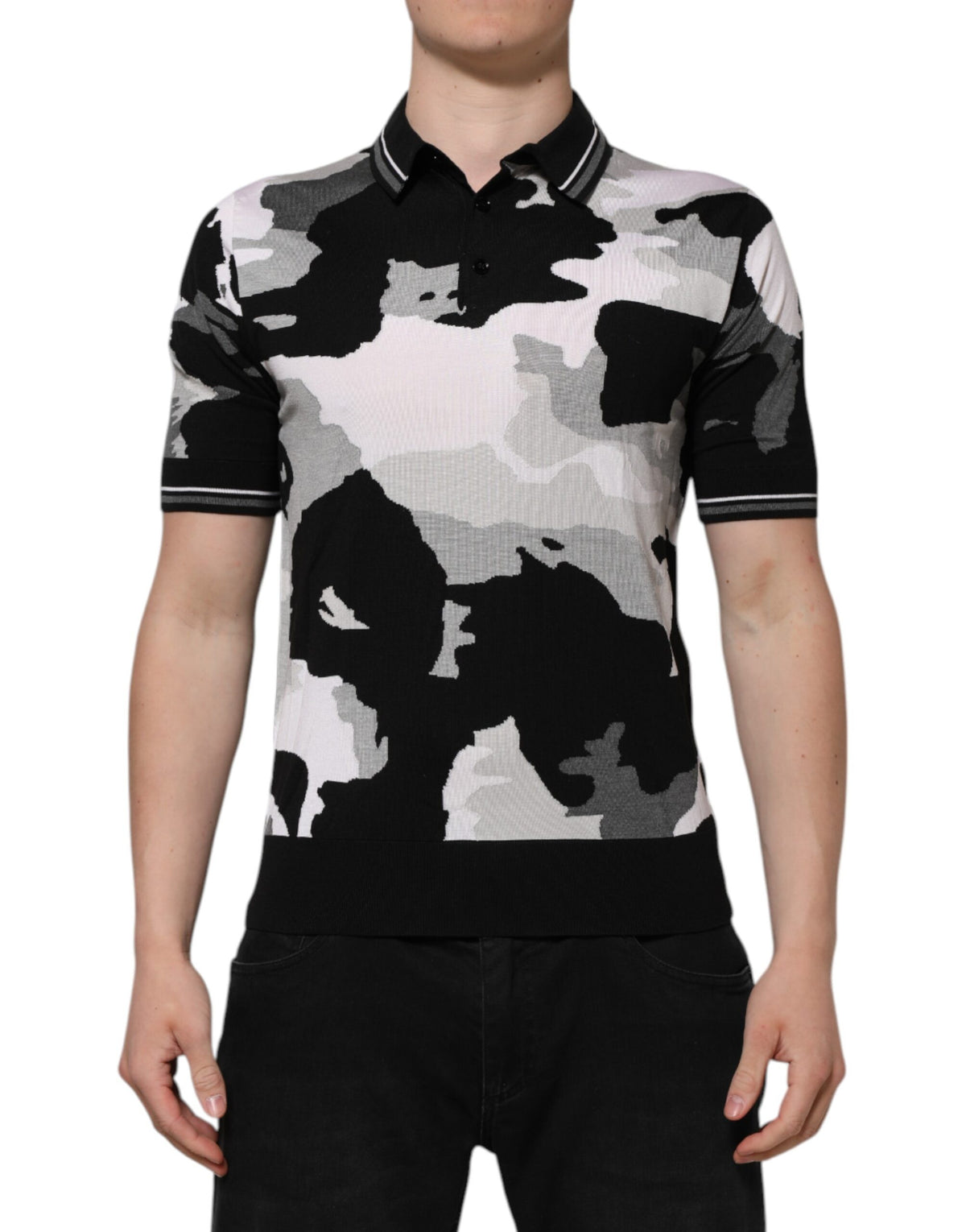 T-shirt polo à col montant multicolore à motif camouflage de Dolce &amp; Gabbana