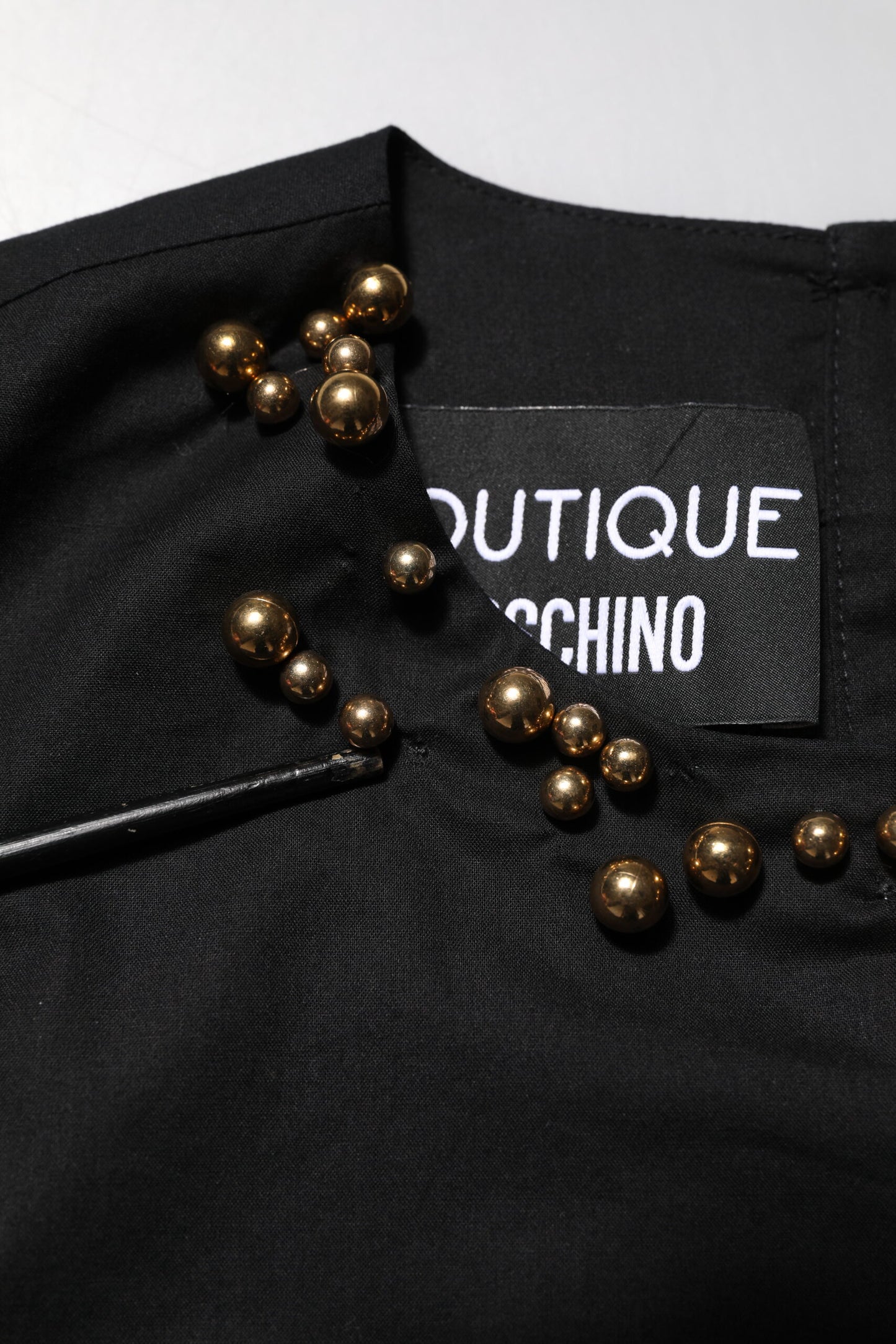 Débardeur femme sans manches en coton noir de la boutique Moschino