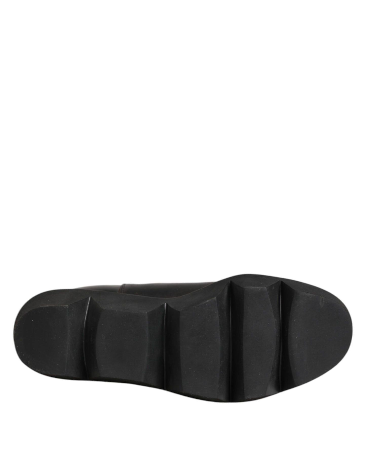 Zwarte leren Chelsea enkellaarzen van Sacai, aan te trekken zonder rits of gesp.