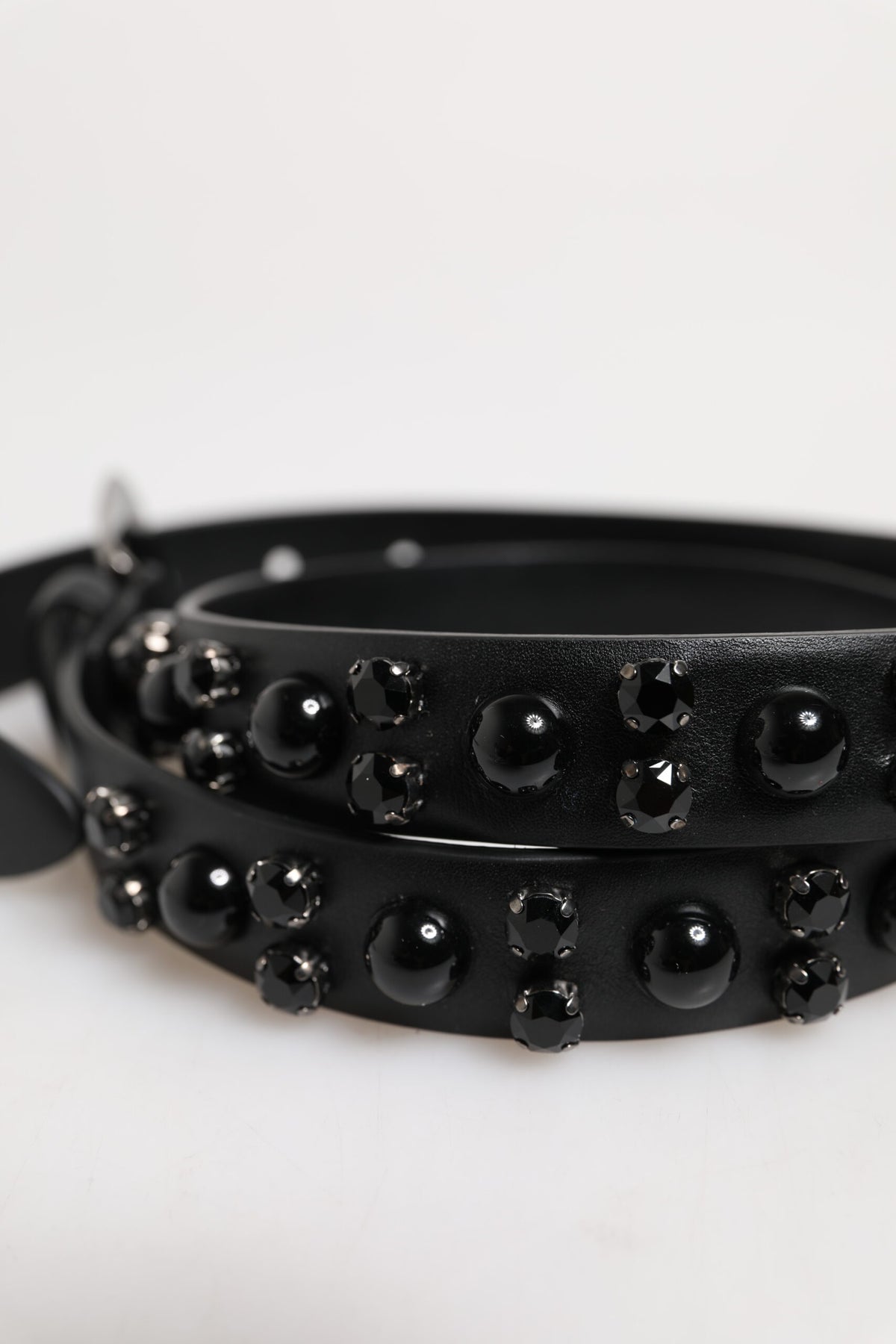 Ceinture Dolce &amp; Gabbana en cuir noir clouté avec boucle en métal et logo