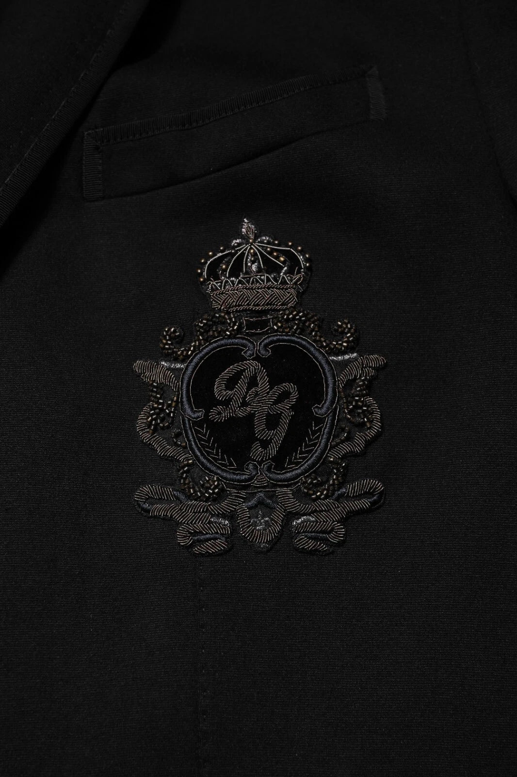 Dolce &amp; Gabbana, veste-blazer noire en viscose, modèle DG Crown.