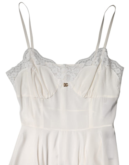 Vêtements de nuit Dolce & Gabbana : robe en soie blanche à dentelle dorée avec logo DG.