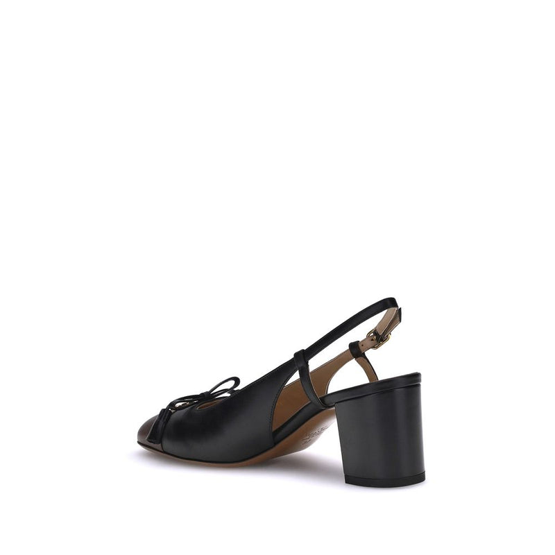 Valentino Garavani Valet Du Roi Pumps - Élégance Intemporelle