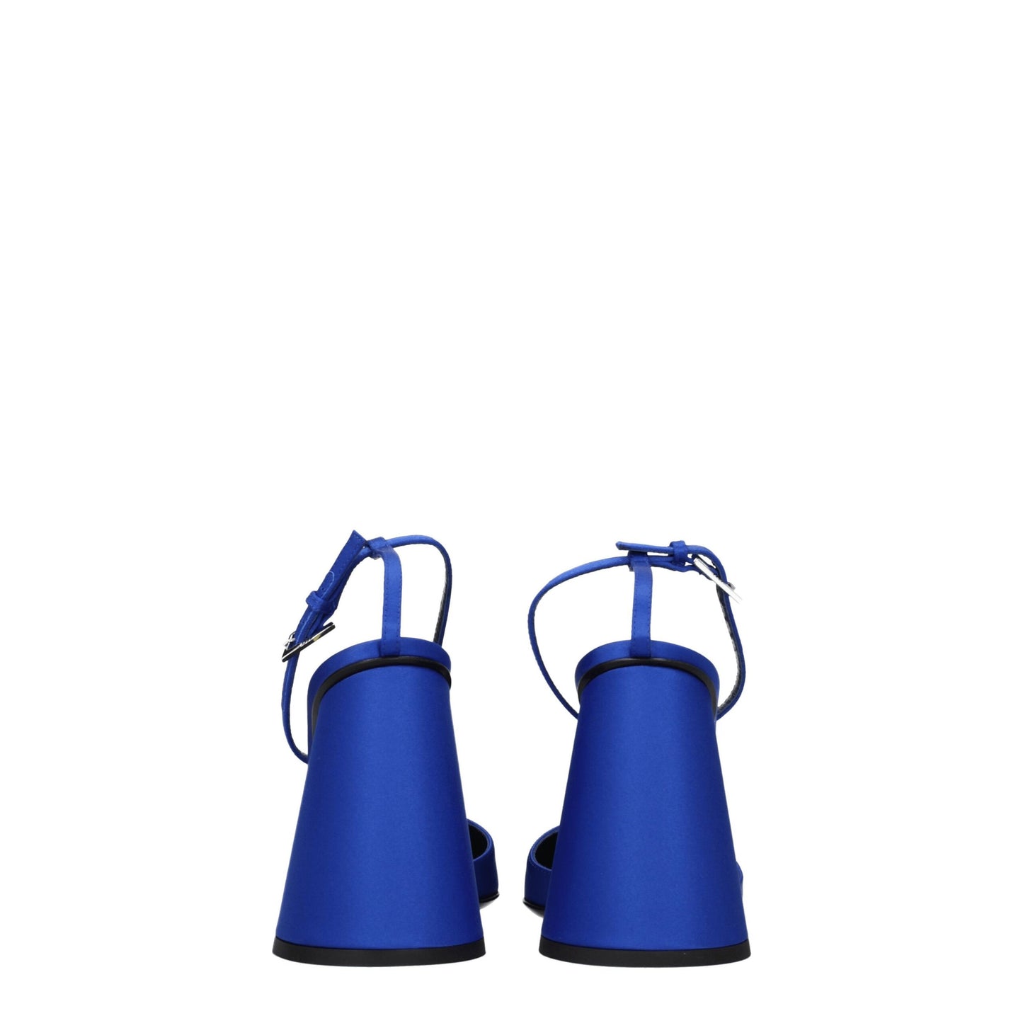 Les plateformes en satin bleu d'Attico