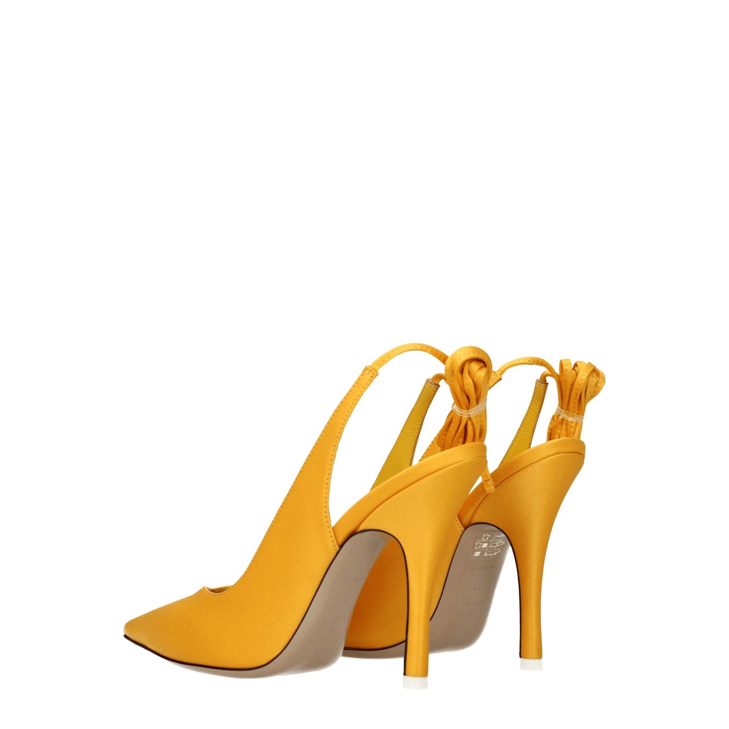 Les escarpins à talons hauts en satin orange de The Attico
