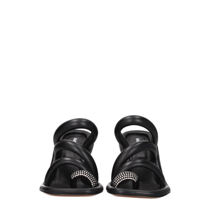 Sandales à talons aiguilles en cuir noir Ambush
