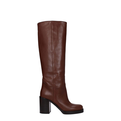 Prada leren laarzen met hoge hak in bruin