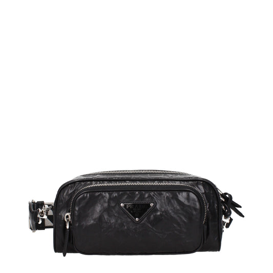 Sacs à bandoulière en cuir noir Prada