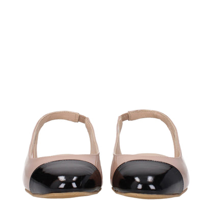 Roze leren balletflats van Stuart Weitzman