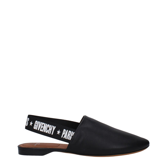 Givenchy leren slippers in het zwart