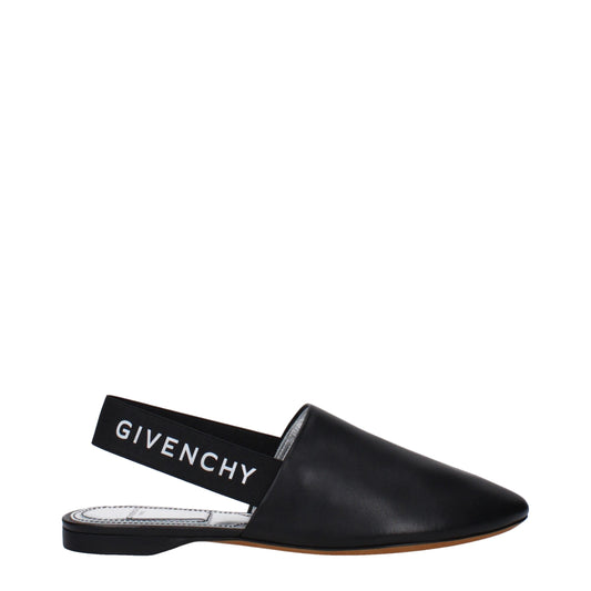 Givenchy leren slippers in zwart