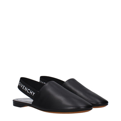 Givenchy leren slippers in zwart