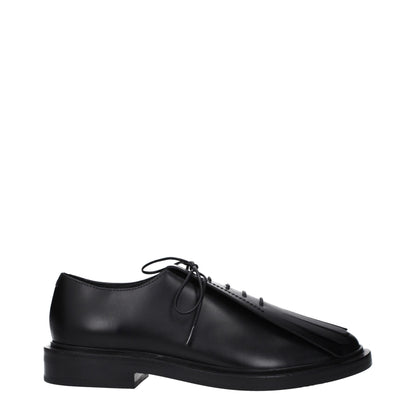 Max Mara, escarpins et mocassins en cuir noir