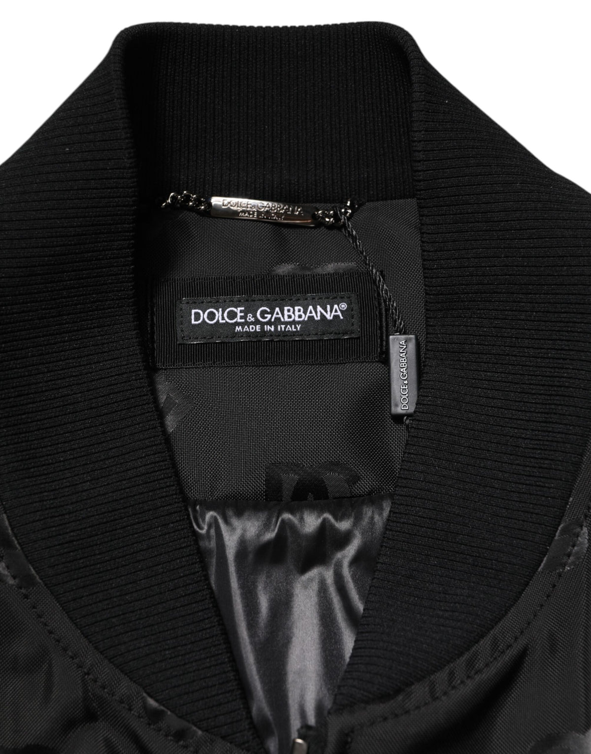 Veste coupe-vent cargo noire à logo mania de Dolce & Gabbana