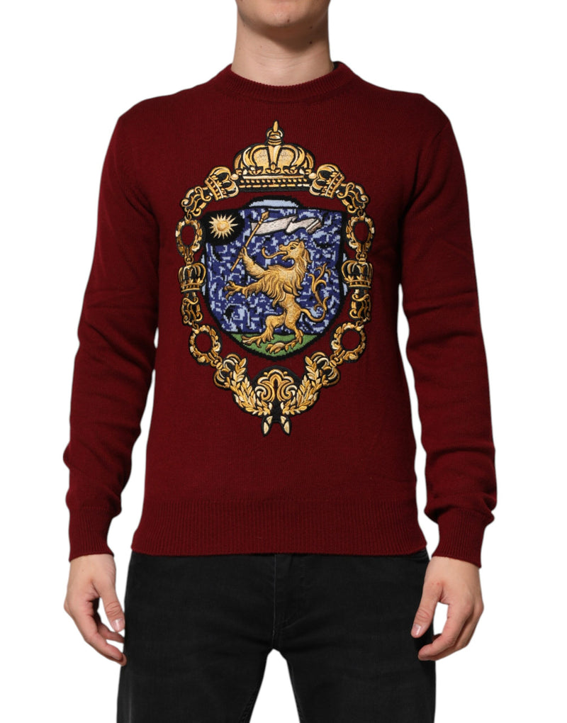 Dolce &amp; Gabbana bordeauxrode cashmere trui met leeuwenkop-embleem
