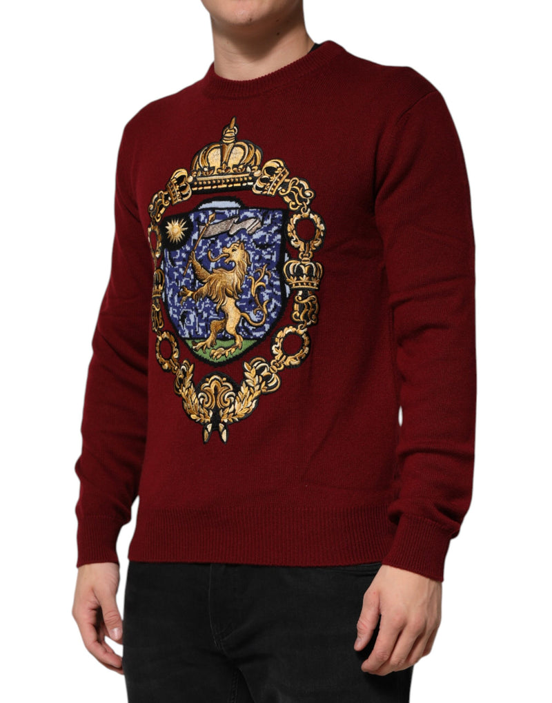 Dolce &amp; Gabbana bordeauxrode cashmere trui met leeuwenkop-embleem