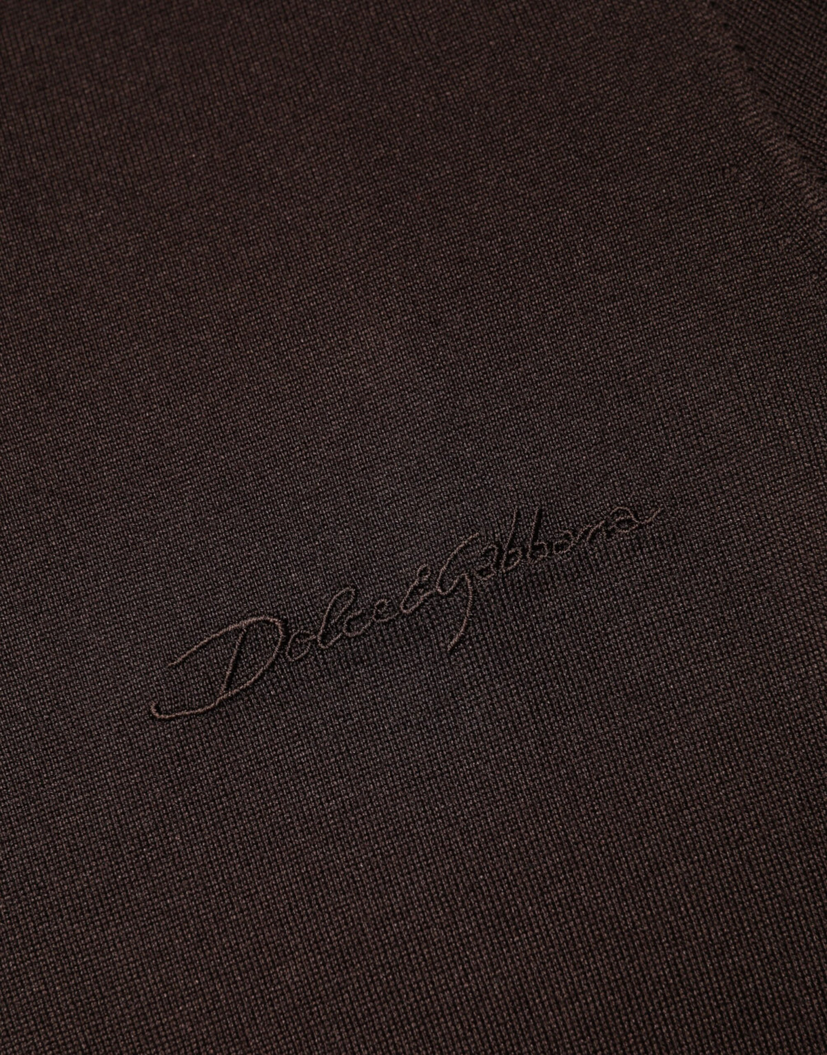 T-shirt Dolce &amp; Gabbana en soie marron, col rond, manches courtes.