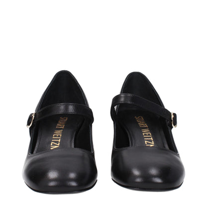 Stuart Weitzman leren pumps met een gemiddelde hak in het zwart.