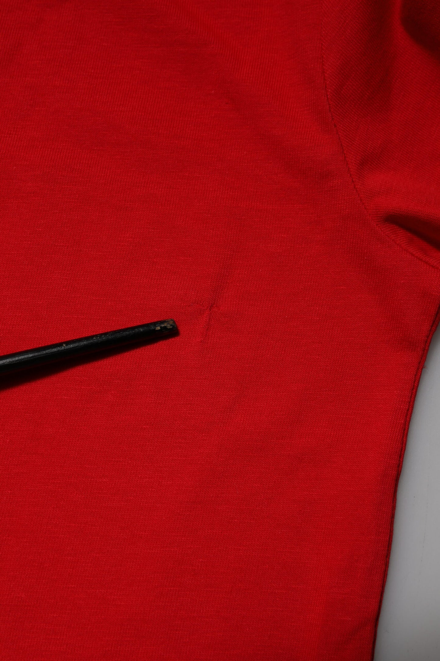 T-shirt Dolce & Gabbana rouge en coton à manches courtes et col rond.