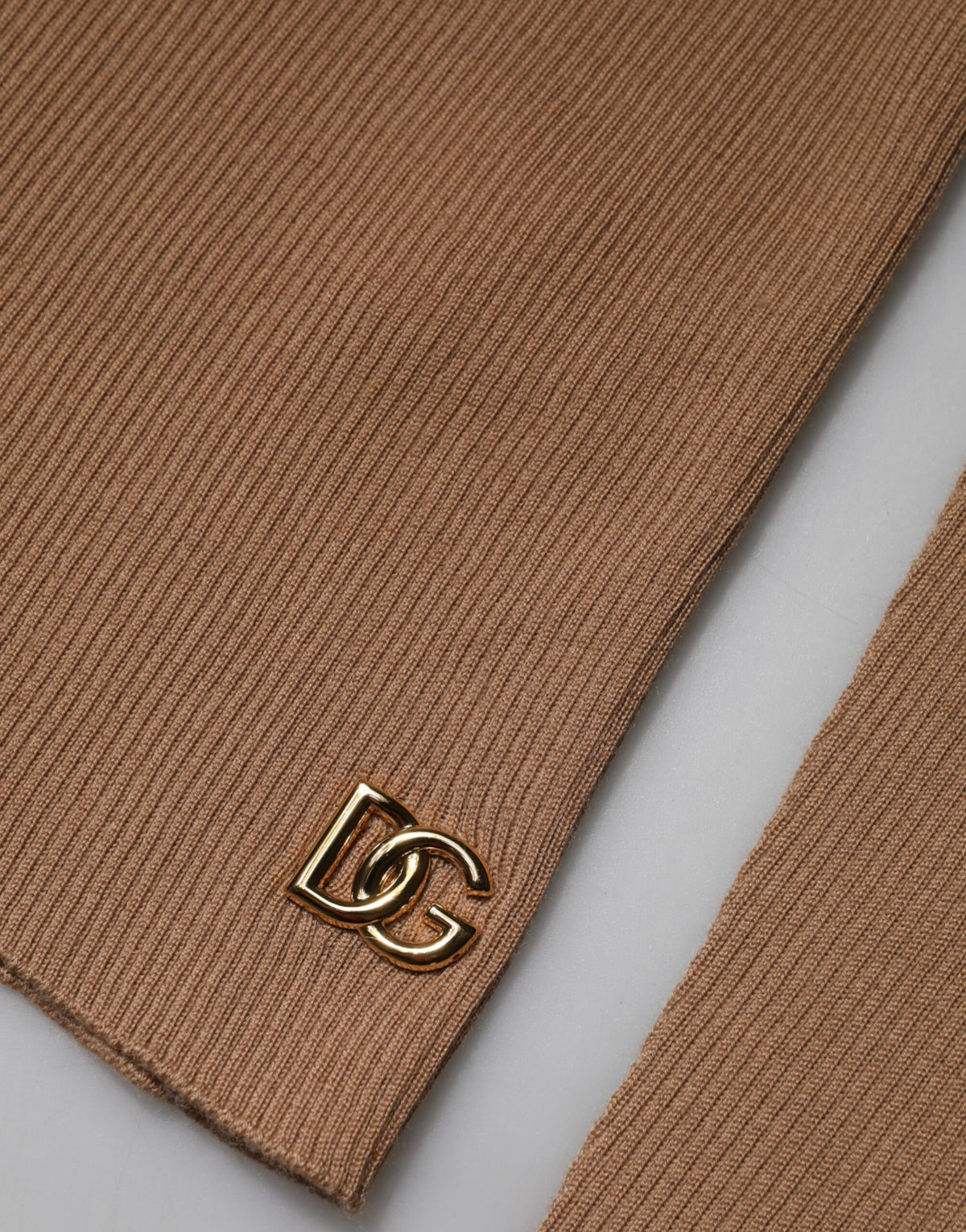 Pull en cachemire marron à col roulé Dolce & Gabbana