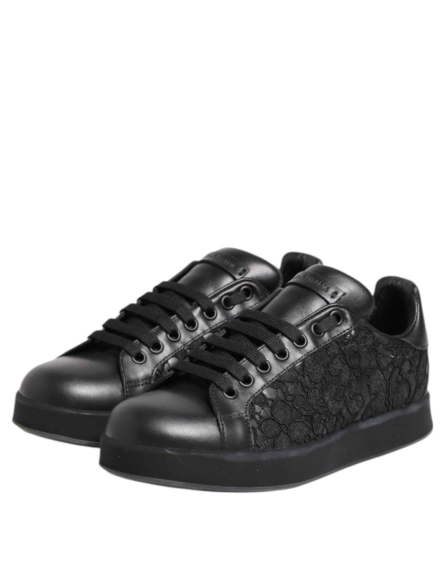 Dolce & Gabbana Zwarte Lage Sneakers met Bloemenprint en Kant