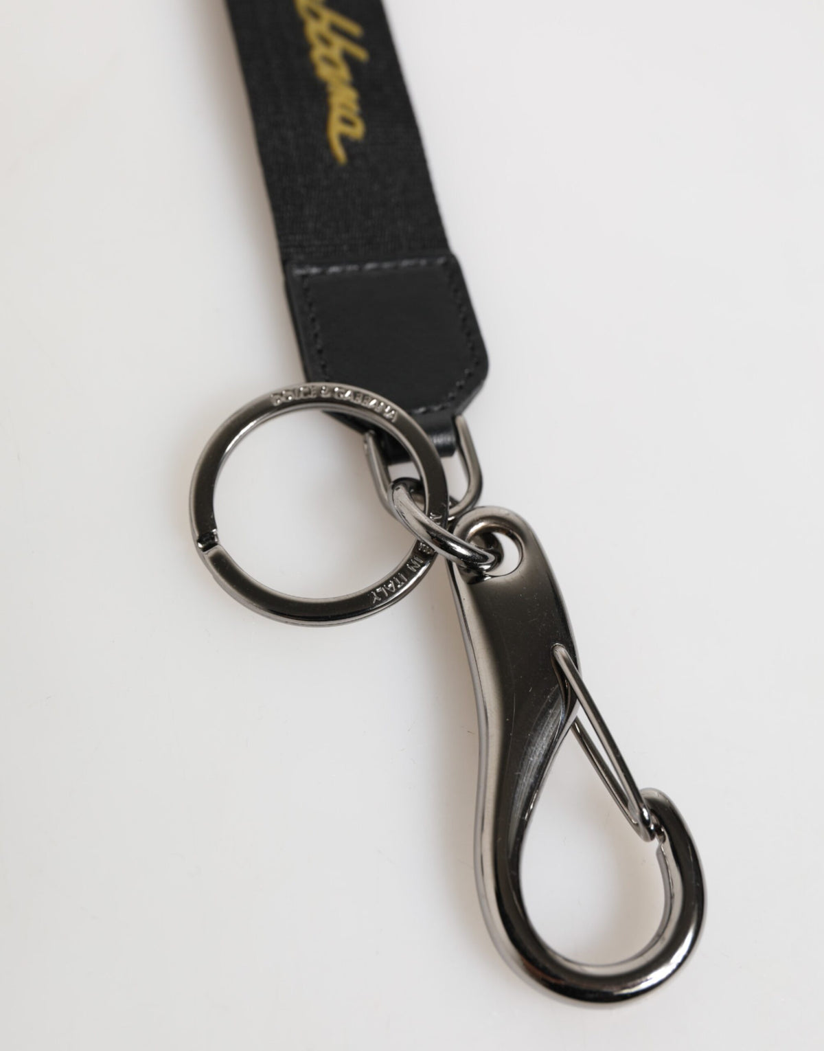 Porte-clés Dolce &amp; Gabbana en polyester noir et jaune avec logo DG argenté