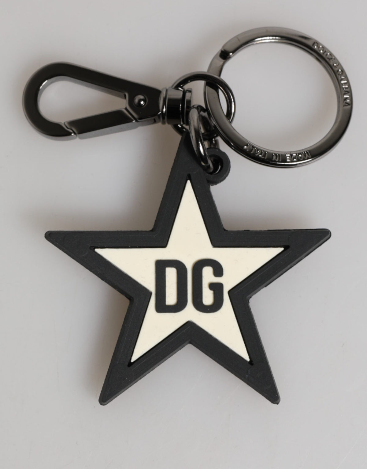 Porte-clés Dolce &amp; Gabbana en caoutchouc blanc et noir avec logo DG et étoile pour homme