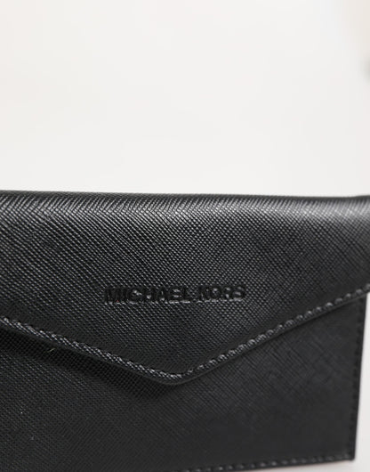 Portefeuille homme Michael Kors en cuir saffiano noir, format enveloppe.