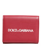 Porte-cartes à trois volets en cuir rouge pour homme avec imprimé du logo Dolce &amp; Gabbana.